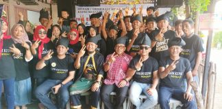 Lis Darmansyah Apresiasi Dukungan Generasi Anak Melayu untuk Lis-Raja Calon Wali Kota Tanjungpinang, Lis Darmansyah, memberikan apresiasi kepada Generasi Anak Melayu (GERAM) Kepri Bersatu yang mendeklarasikan dukungan untuk pasangan Lis-Raja. F, tim Lis-Raja