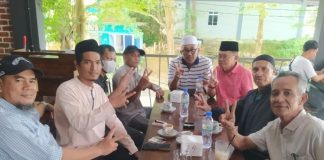 Kerukunan Masyarakat Tambelan Serantau Tanjungpinang Dukung Paslon Lis-Raja Kerukunan Masyarakat Tambelan Serantau (KMTS) Tanjungpinang secara resmi menyatakan dukungannya kepada pasangan Calon Wali Kota dan Wakil Wali Kota Tanjungpinang, Lis Darmansyah dan Raja Ariza (Lis-Raja) pada Pilkada Tanjungpinang 2024 f, tim Lis-Raja
