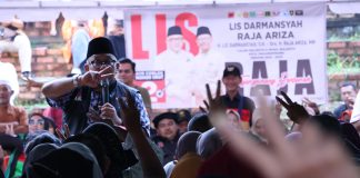 Program Tanjungpinang Berbenah, Semangat Baru yang Menjadi Harapan Warga Calon Wali Kota Tanjungpinang nomor urut 2, Lis Darmansyah saat menggelar kampanye dialogis di Kelurahan Seijang, Rabu (9/10/2024). f,tim Lis-Raja