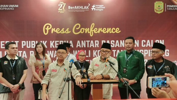 Calon Wali Kota Tanjungpinang nomor urut 2, H. Lis Darmansyah, SH, mendesak Pemerintah Kota (Pemko) Tanjungpinang segera membayarkan insentif bagi Ketua RT/RW serta Tambahan Penghasilan Pegawai (TPP) untuk Aparatur Sipil Negara (ASN) yang hingga kini belum diterima.f,tim Lis-Raja