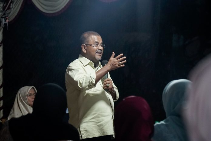 Dukungan penuh mengalir kepada calon Wakil Gubernur Kepulauan Riau (Kepri) H Aunur Rafiq saat menggelar kampanye dialogis di lapangan Kelurahan Harjosari, Kecamatan Tebing, Kabupaten Karimun, Minggu (17/11/2024) malam. F, tim HMR