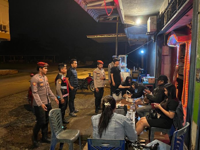Polresta Tanjungpinang melaksanakan operasi Pekat Seligi 2024 ke tempat hiburan malam di Bintan Plaza, Kamis (12/12/2024) malam. F, Polresta Tanjungpinang