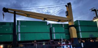 Bakamla RI Gagalkan Transaksi BBM Ilegal di Perairan Batam Bakamla RI berhasil menggagalkan transaksi bahan bakar minyak (BBM) ilegal dan mengamankan dua kapal yang tertangkap tangan sedang memindahkan muatan BBM di perairan Teluk Jodoh, Batam, Selasa, (17/12/2024). f, Humas Bakamla