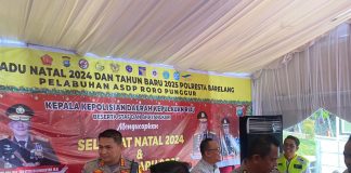 Polda Kepri Gelar Pengecekan Pos Pengamanan Jelang Libur Natal dan Tahun Baru 2025 Tim gabungan dari Polda Kepulauan Riau (Kepri) melakukan pengecekan ke sejumlah Pos Pengamanan (Pospam) di wilayah Polresta Barelang, Sabtu (20/12/2024) f, Polda Kepri