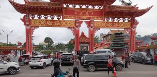 Polda Kepri Gelar Patroli Cipta Kondisi KRYD, Pastikan Keamanan Libur Isra Mi’raj dan Imlek di Batam - Dalam rangka menjaga keamanan dan ketertiban selama peringatan keagamaan dan libur panjang Isra Mi'raj 1446 Hijriah serta Tahun Baru Imlek 2576 Kongzili, Polda Kepri melaksanakan Kegiatan Rutin Yang Ditingkatkan (KRYD) melalui patroli cipta kondisi di berbagai lokasi di Kota Batam. F,Polda Kepri