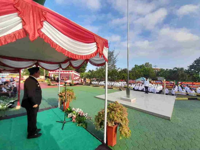 Pemerintah Kota Tanjungpinang menghadiri Upacara dan Tasyakuran dalam rangka memperingati Hari Amal Bhakti (HAB) Ke-79 Kementerian Agama Republik Indonesia yang dilaksanakan di halaman Kantor Wilayah Kementerian Agama Provinsi Kepulauan Riau, Jalan Daeng Kemboja KM.15, Tanjungpinang. Jumat (03/01/2025). F, Pemko Tanjungpinang
