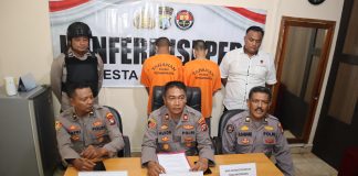 Polsek Tanjungpinang Kota Ringkus Dua Tersangka Pencurian dan Penadah Polsek Tanjungpinang Kota, Polresta Tanjungpinang, berhasil mengungkap kasus tindak pidana pencurian dengan pemberatan dan penadahan dengan menangkap dua orang tersangka, Senin (20/1/2025). F, Polsek Tpi Kota