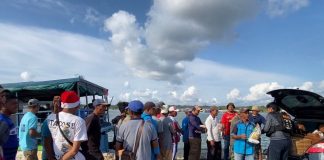 Doa dari Pelantar 2 untuk Bripka Zulhamsyah : Polisi yang Dicintai Masyarakat Tanjungpinang Bripka Zulhamsyah Putra, anggota Sat Intelkam Polresta Tanjungpinang, menyebarkan kebaikan lewat aksi sosialnya, salah satunya melalui program Razia Perut Lapar, untuk masyarakat Pelantar 2 Tanjungpinang, beberapa waktu lalu f, (kiriman untuk BI)