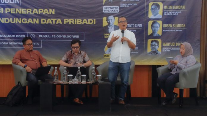Diskusi publik “Urgensi Penerapan UU Pelindungan Data Pribadi” yang digelar Asosiasi Media Siber Indonesia (AMSI), di Artotel Gelora Senayan, Jakarta. Diskusi ini didukung oleh Antam, Bank Negara Indonesia (BNI), GoTo Indonesia, Harita Nickel, MIND ID, Astra International, dan LiuGong Indonesia, Kamis (23/1/2025) f, AMSI