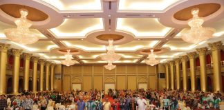 Pemko Batam Gencar Sosialisasikan Kesadaran Pajak Daerah kepada Masyarakat Pemerintah Kota (Pemko) Batam terus berupaya meningkatkan kesadaran masyarakat dalam membayar pajak daerah melalui sosialisasi yang digelar di Hotel Harmoni One Batam, Kamis (30/1/2025) f,Pemko Batam