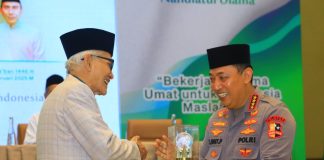 Kapolri Tegaskan Rekrutmen Jalur Santri Jadi Program Prioritas Polri Kapolri Jenderal Pol. Listyo Sigit Prabowo menegaskan bahwa rekrutmen anggota Polri melalui jalur santri masih menjadi salah satu program prioritas. F, Humas Polri