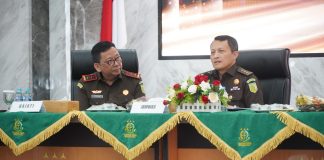 Jamwas Lakukan Inspeksi di Kejati Kepri, Fokus pada Pengawasan dan Akuntabilitas Jaksa Agung Muda Pengawasan Kejaksaan Agung RI, Rudi Margono, bersama rombongan melakukan kunjungan kerja ke Kejaksaan Tinggi (Kejati) Kepulauan Riau dalam rangka Inspeksi Pimpinan, Rabu (12/2/2025). F, Kejati Kepri