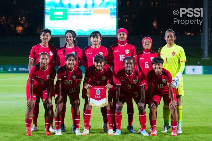 Timnas Putri Indonesia meraih kemenangan penting saat mengalahkan tuan rumah Arab Saudi dengan skor 1-0 dalam laga uji coba FIFA Matchday di Stadion King Abdullah Sport City Reserve, Jeddah, Kamis (20/2). f, pssi