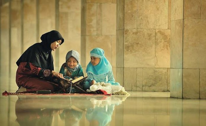 Pemerintah Kota (Pemko) Tanjungpinang berencana menerapkan program wajib sertifikat Iqra bagi anak yang masuk Sekolah Dasar (SD) dan sertifikat khatam Al-Qur’an untuk siswa Sekolah Menengah Pertama (SMP).f,sekolah.mu