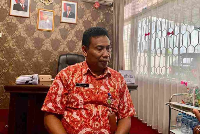 Kepala Dinas Kesehatan Pengendalian Penduduk dan Keluarga Berencana (Dinkes PPKB) Kota Tanjungpinang, Rustam f, diskominfo Tanjungpinang