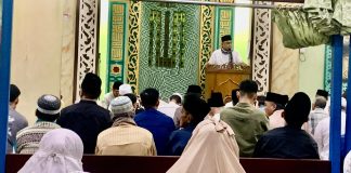 Wali Kota Tanjungpinang Lis Darmansyah Gelar Safari Ramadan Perdana di Masjid Nurul Iman Wali Kota Tanjungpinang, H. Lis Darmansyah, bersama Wakil Wali Kota Raja Ariza, melaksanakan Safari Ramadan perdana di Masjid Nurul Iman, Jalan Pancur, Kelurahan Bukit Cermin, Rabu (5/3/2025) malam. F, diskominfo Tanjungpinang