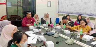 DPK Tanjungpinang Sosialisasikan Lomba Perpustakaan Kelurahan Terbaik 2025, Ini Tahapannya Dinas Perpustakaan dan Kearsipan (DPK) Kota Tanjungpinang menggelar rapat sosialisasi pelaksanaan Lomba Perpustakaan Desa/Kelurahan Terbaik Tahun 2025, Kamis (24/4/2025), di ruang rapat kantor DPK. F, diskominfo Tanjungpinang