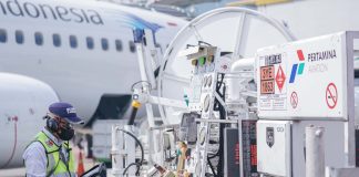 Pertamina Patra Niaga Pastikan Distribusi dan Stok Avtur Penerbangan Haji 2025 Aman PT Pertamina Patra Niaga Regional Sumatera Bagian Utara (Sumbagut) memastikan distribusi dan stok Avtur untuk mendukung penerbangan haji 2025 dalam kondisi aman di bandara embarkasi haji. Ketahanan stok Avtur di AFT (Aviation Fuel Terminal) embarkasi haji Sumbagut mencapai 63 hari. F, Pertamina