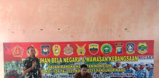 Kodim 0315/Tanjungpinang Gelar Penyuluhan Hukum dan Wawasan Kebangsaan di Desa Panggak Laut Satgas TMMD ke-124 Tahun 2025 Kodim 0315/Tanjungpinang menggandeng Kejaksaan Negeri (Kejari) Lingga dan Pemerintah Kabupaten Lingga dalam memberikan penyuluhan hukum dan wawasan kebangsaan kepada masyarakat Desa Panggak Laut, Kecamatan Daik, Kabupaten Lingga, Rabu (7/5/2025). F, Pendim 0315
