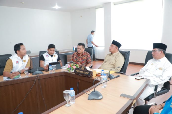 Suasana Rapat Dengar Pendapat (RDP) bersama pimpinan DPRD Provinsi Kepulauan Riau, Kamis (15/5/2025). F, kiriman untuk BI
