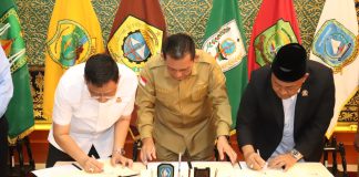 Kejati Kepri Teken MoU Restorative Justice Bersama Pemprov dan DPRD Kepri Kejaksaan Tinggi Kepulauan Riau (Kejati Kepri) menandatangani Perjanjian Kerja Sama (PKS) dengan Pemerintah Provinsi Kepulauan Riau dan Dewan Perwakilan Rakyat Daerah (DPRD) Provinsi Kepri, di Gedung Daerah Provinsi Kepri, Senin (26/5/2025) f, Kejati Kepri