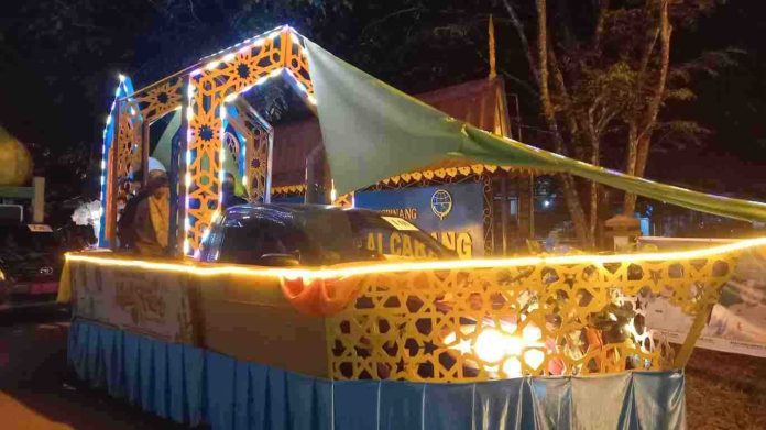 Wali Kota Tanjungpinang, Lis Darmansyah, Sabtu (24/5), memastikan pawai takbir keliling menyambut Iduladha 1446 H tetap digelar. Kegiatan ini sudah menjadi tradisi yang selalu dinantikan masyarakat. F, diskominfo Tanjungpinang