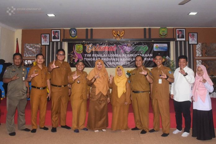 Perpustakaan Cermin Pintar di Kelurahan Bukit Cermin mewakili Pemerintah Kota Tanjungpinang dalam ajang Penilaian Perpustakaan Kelurahan Terbaik Tingkat Provinsi Kepulauan Riau Tahun 2025 di lokasi perpustakaan Senin, (19/5/2025). F, diskominfo Tanjungpinang
