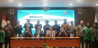 Pengurus AMSI Kepri 2025–2028 Resmi Dilantik, Siap Perkuat Ekosistem Media Digital Berkualitas Kepengurusan Asosiasi Media Siber Indonesia (AMSI) Provinsi Kepulauan Riau periode 2025–2028 resmi dilantik dalam prosesi yang digelar di Hotel Asialink, Sabtu (25/4/2026). F, AMSI Kepri