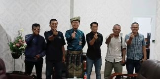 AMSI Kepri Siap Berkolaborasi dengan Pemkot Tanjungpinang Perkuat Pemanfaatan AI Rombongan AMSI Kepri diterima langsung oleh Sekretaris Daerah Kota Tanjungpinang, Zulhidayat, di ruang kerjanya, Selasa (28/4/2026). F, AMSI Kepri