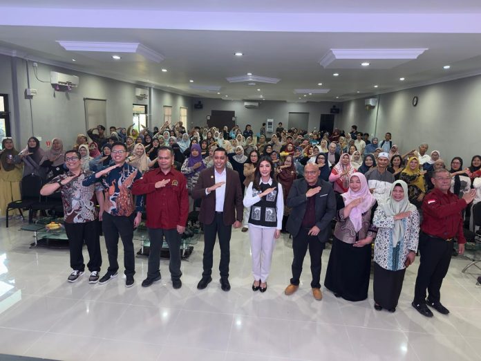 Anggota DPD/MPR RI Dapil Provinsi Kepulauan Riau (Kepri), Dwi Ajeng Sekar Respaty, S.H., M.Kn., menginisiasi program “Peningkatan Daya Saing UMKM Melalui Adopsi Teknologi AI.” Bekerja sama dengan ASEAN Foundation dan Kumpul IMPACT sebagai inisiator pendamping, perhelatan strategis ini diselenggarakan pada tanggal 7-8 Mei 2026 bertempat di Kampus Universitas Riau Kepulauan (UNRIKA), Kota Batam. F, ist (kiriman untuk Beritaibukota)